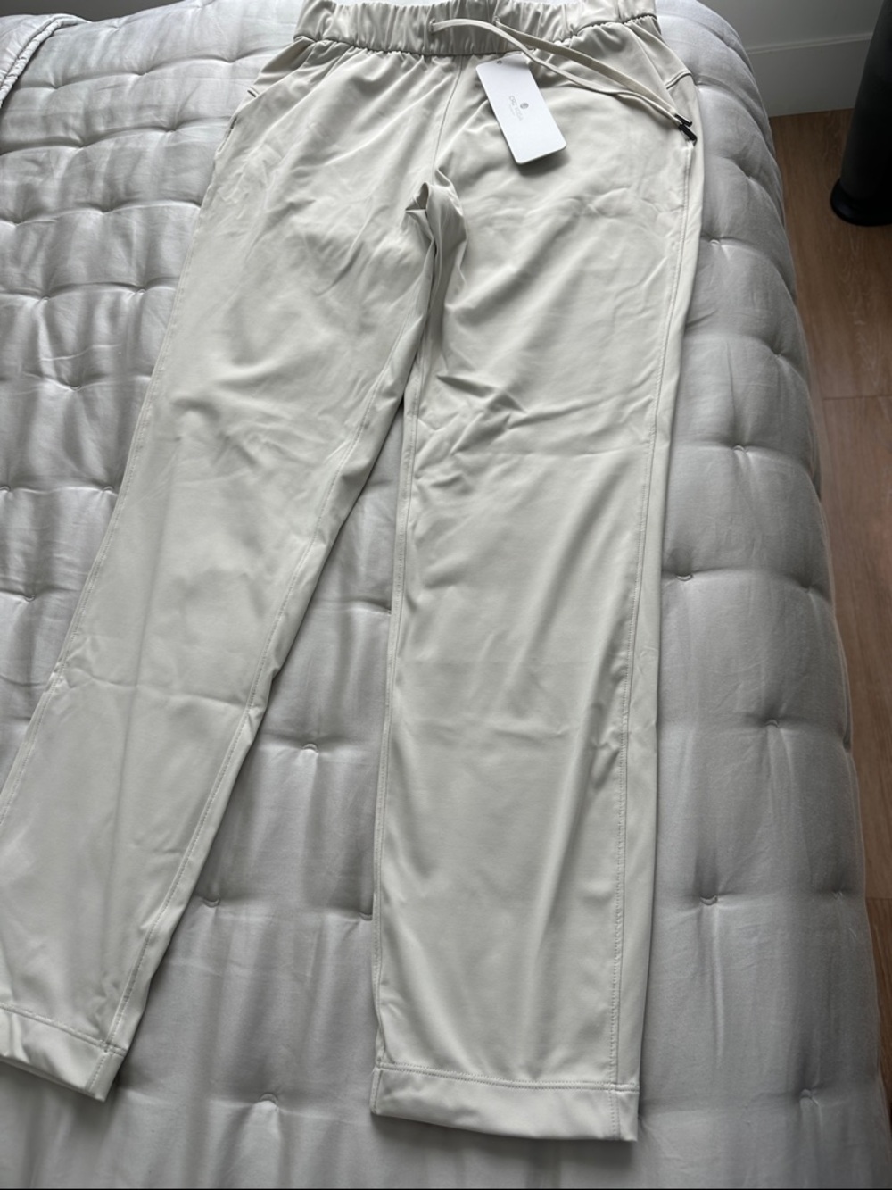 CRZ YOGA Cream Drawstring Track Pants NWT